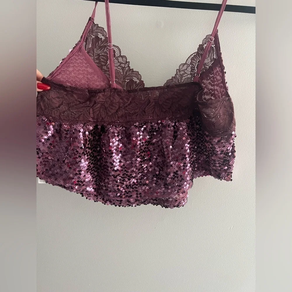 Free People Maroon Purple Burgundy Sequin Cropped Top Camisole Small NWT - Picture 3 of 9